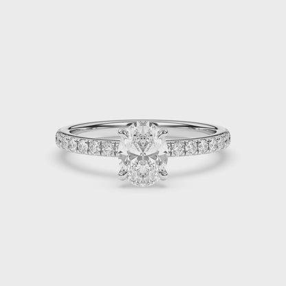 French Pavé – 4 Prong (Nouveau)